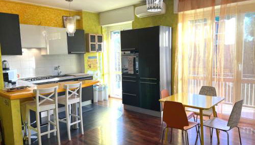 5Maggio - Ice Hockey Arena 1 stop - Foto 2, stove, dishwasher