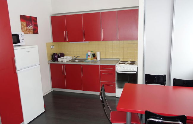 Apartment Near Ski Slopes - Photo 5