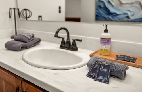 Paddle & Pine - Lake Views & Private Dock Access - Photo 33