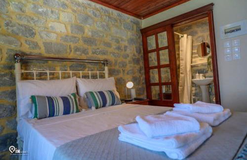 Panorama - Unique Beachfront Stone House in Alipa-Mani - Foto 13