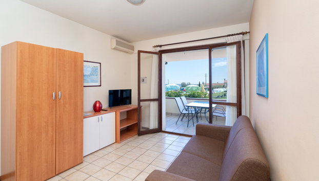 Primera - Foto 4, Living Room