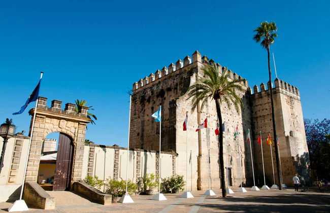 Visita guiada por el Alcázar y Catedral de Jerez - Foto 4