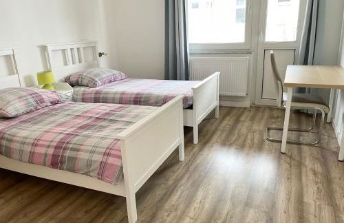 2-Schlafzimmer-Wohnung mit Parkplatz-Balkon-Küche- Garten, Nahe DUS Airport, Messe - Photo 11