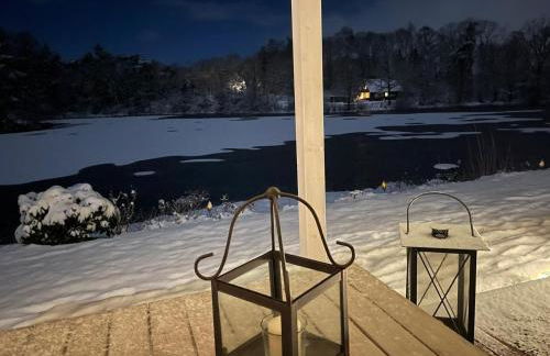 Idyllic Lakeside Cottage - Foto 11