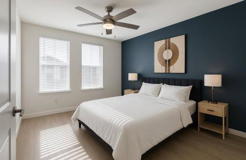 Luxury 2BR Stay Pool, Gym and Chill Areas - Photo 8