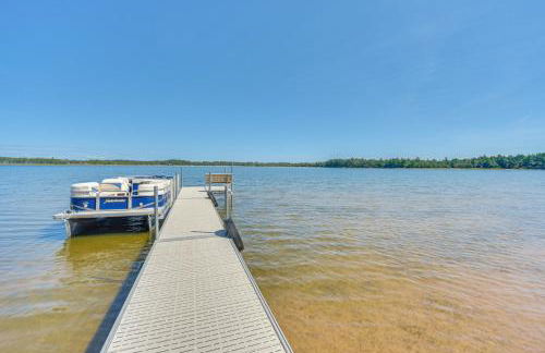 Waterfront Escape on Big Sand Lake with Private Dock - Foto 38