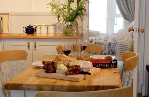 Beautiful Seaside one bedroom apartment - Foto 1