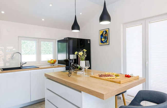 Villa Tranquility Nest Beniva - Three-bedroom Villa With Swimming Pool and Partial Sea View - Foto 10