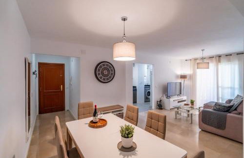Casa Playa Guadalmar, beautiful apartment in front of the sea, wifi, AC, smart TV, Private parking - Photo 11