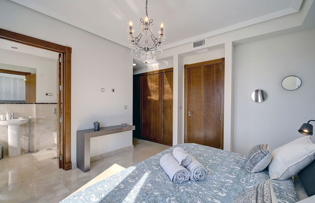 A Beautiful Modern Two Bedroom Villa - Foto 4