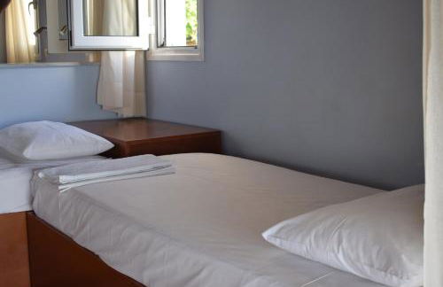 Alexandros Beachfront Apartments near Petalidi with Private Sunbeds & Sea View - Foto 59
