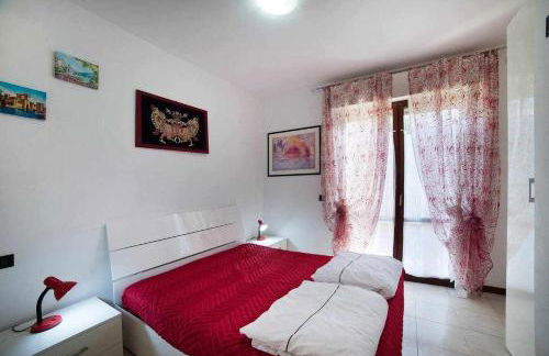 Residence MokyD13-piscina, WiFi, giardino,garage - Foto 4