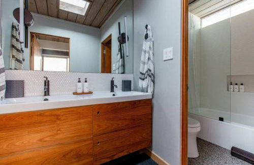 Eichler Mid Century Modern Designer Pool/Jacuzzi - Foto 56