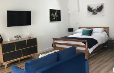 Blundens Holiday Lets - Tower - Photo 10