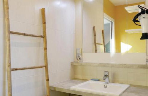 Nice Home In Saint Germain Sur Ay - Foto 22