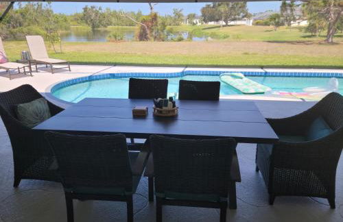 Stunning Sunsets- 3 bedroom 3 bath executive home - Foto 13