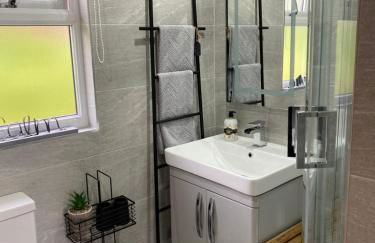 SNOWDON LODGE - GLAN GWNA HOLIDAY PARK CAERNARFON - Luxury Family Lodge - Foto 39