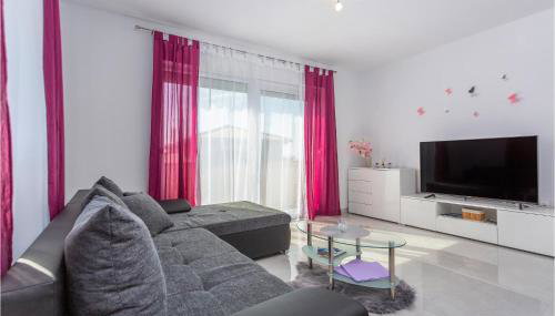 Stunning Apartment In Mladenici - Foto 3