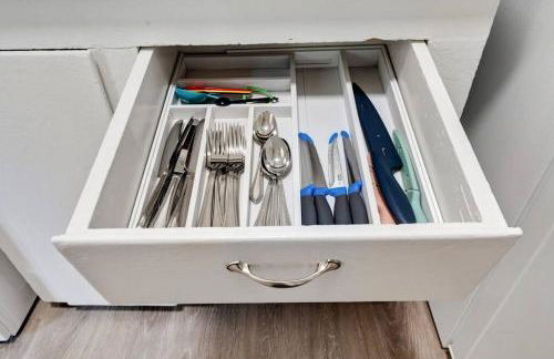 94 WalkScore King Bed Capitol Hill Beachy Apt - Foto 16