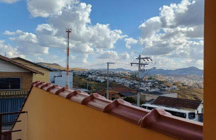 Casa amarela - Perto do Centro - Foto 25