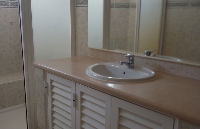 Lovely 4-bed Apartment in Estombar - Foto 16