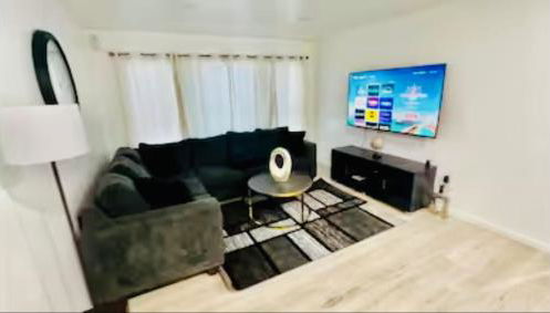 Cozy Home 3BR-2Bath near EWR NYC DreamMall MetLife - Foto 4