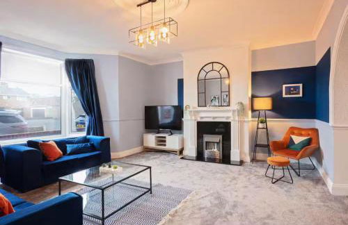 Stanley-3 Bdrm House Ideal for Contractors Near Beach - Foto 1