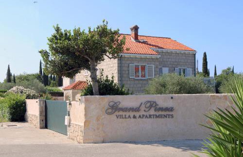 Villa Grand Pinea - Photo 31