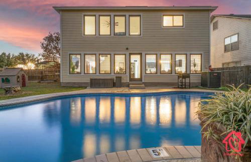 Georgian Oasis with Private Pool - An Irvie Home - Foto 71