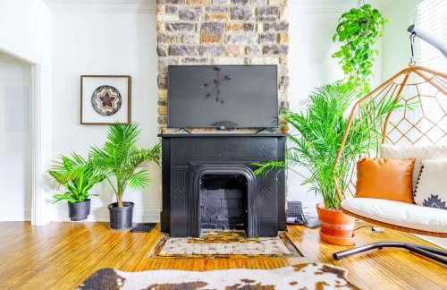 Jungle Fever by Jungle House Walk to High Street Near Convention Center OSU & Nationwide Arena Downtown & Short North 5 800 Reviews Private Parking - Foto 12