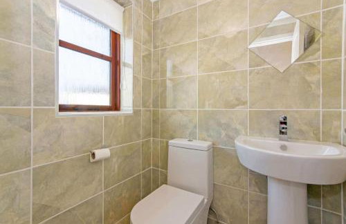 Rockpool Sleeps 8 Seaside Retreat Walk to Beach - Foto 13