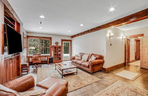 Around the Mountains - Foto 29