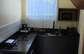 Chalé Sítio Califórnia Região dos Lagos - Foto 11