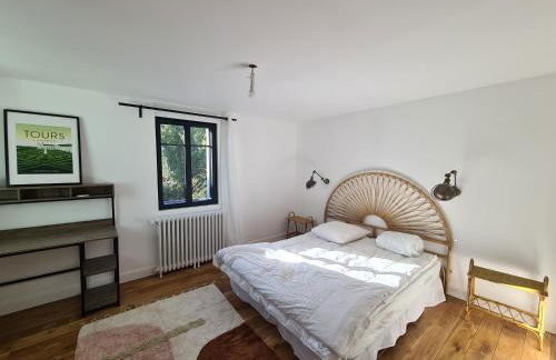 Gite Au Coeur de Tours, familial avec jardin au calme, parking - Photo 14