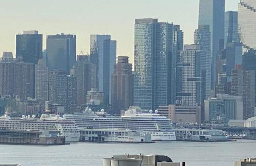 Group Getaway of West New York - Foto 22