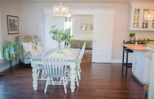 Historic and Charming Birch House - Foto 10