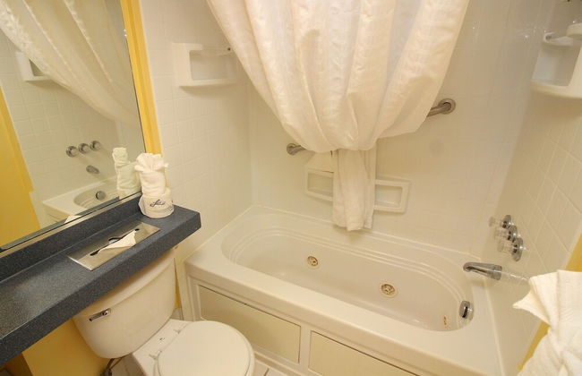 Ocean Sands Resort, Oceanfront, Virginia Beach by Vacatia - Foto 18