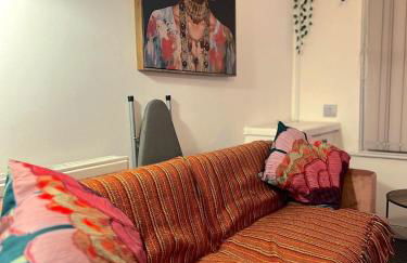 COZY Apartment 4 - Photo 24