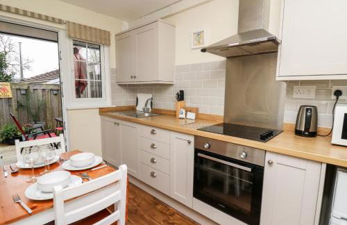 Honeysuckle Cottage - Photo 7