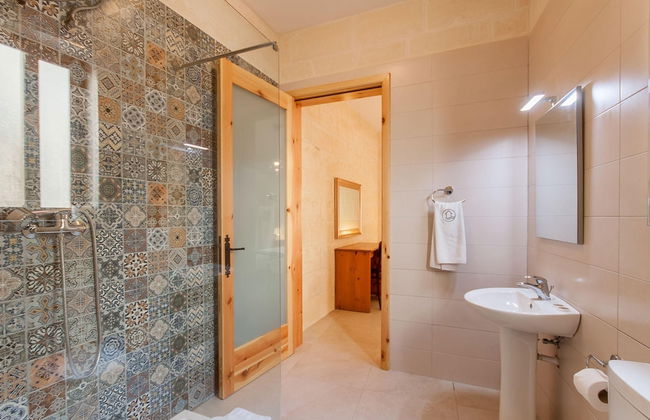 Naduri Beautiful Gozitan Villa Pool - Foto 38