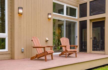 Secluded Modern Enclosed Patio Forest Views Woodland Zen by AvantStay - Foto 26