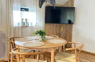 Domek na korcie - Foto 2