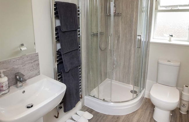 Linton Court Coach House - Photo 18