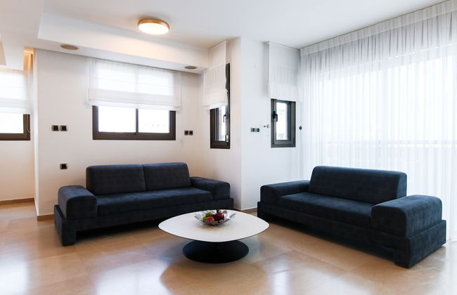 Comfort & Balcony near Beach by FeelHome - Photo 17