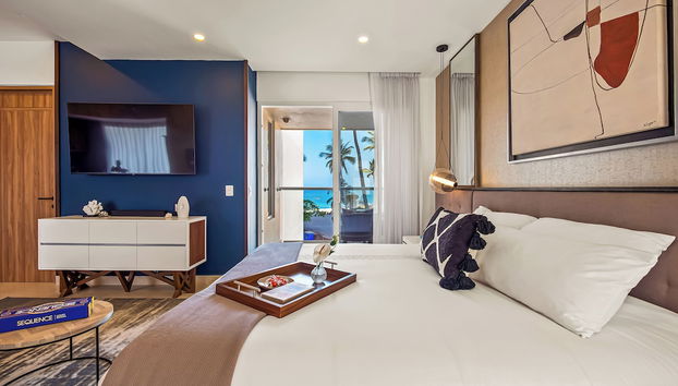 Stunning Beachfront Condo - Sea Views - Foto 5, Zimmer