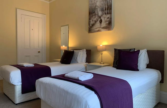 JOIVY Adorable 1 Bed Flat Near West End - Photo 4