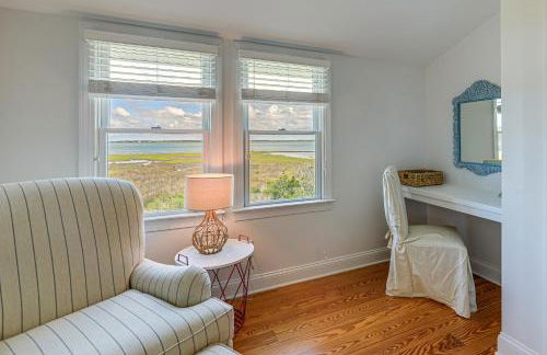 Waterfront Home with Screened Porch and Sunsets - Foto 12