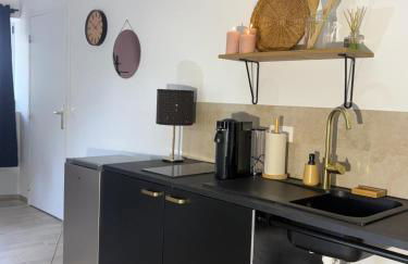 Suite romantique & spa Prova - Love room - Rétroprojecteur Netflix - Foto 13