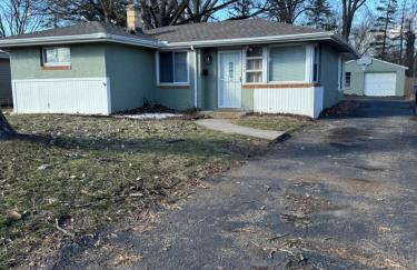 The Cozy Cottonwood Cottage- Clintonville 3BRM Ranch - Foto 20