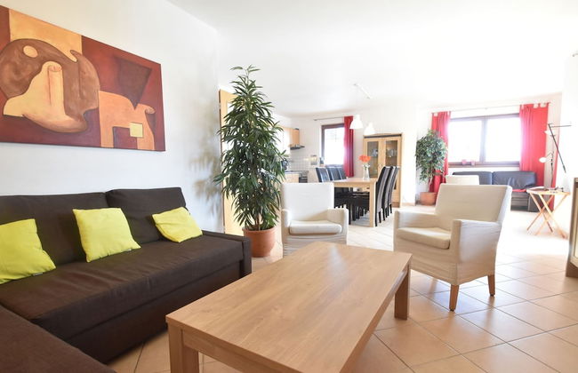 Villa by Lake & Slopes - Photo 16